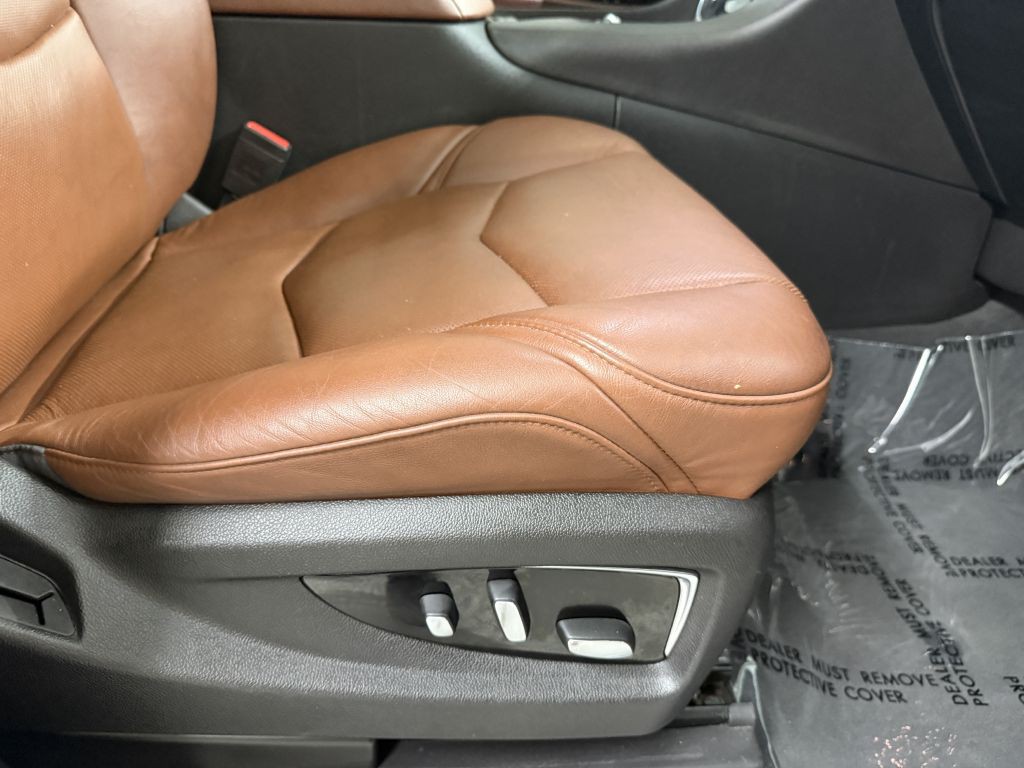 2016 Cadillac Escalade Image 42