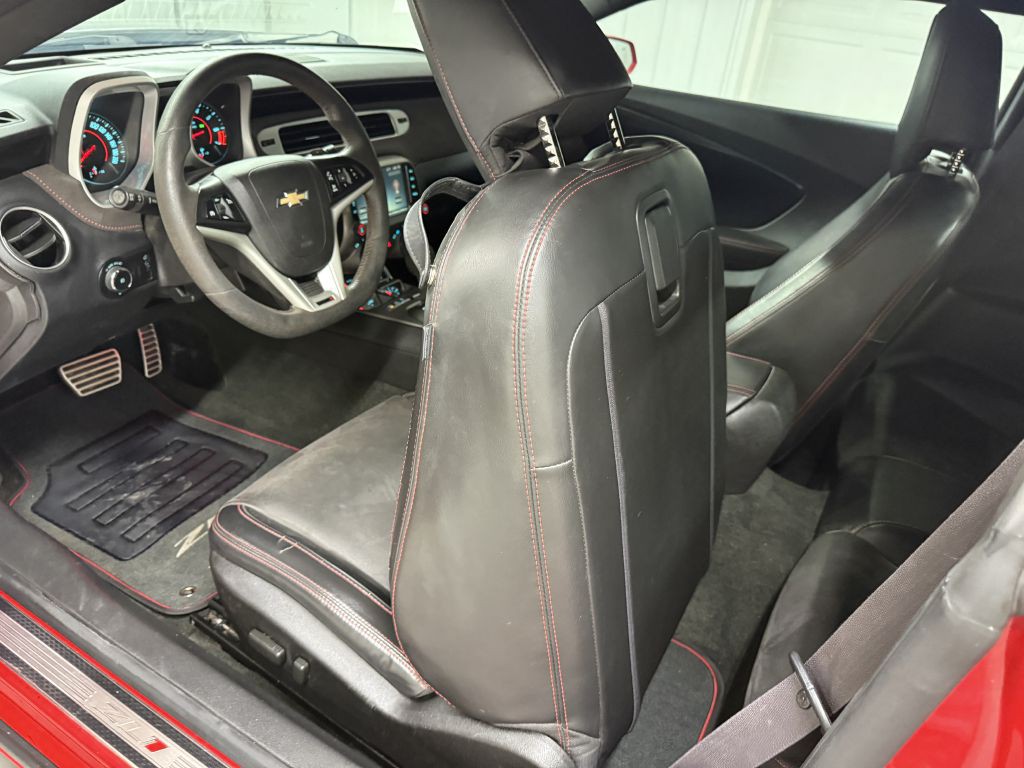 2013 Chevrolet Camaro Image 22