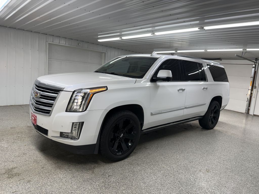 2016 Cadillac Escalade Image 3