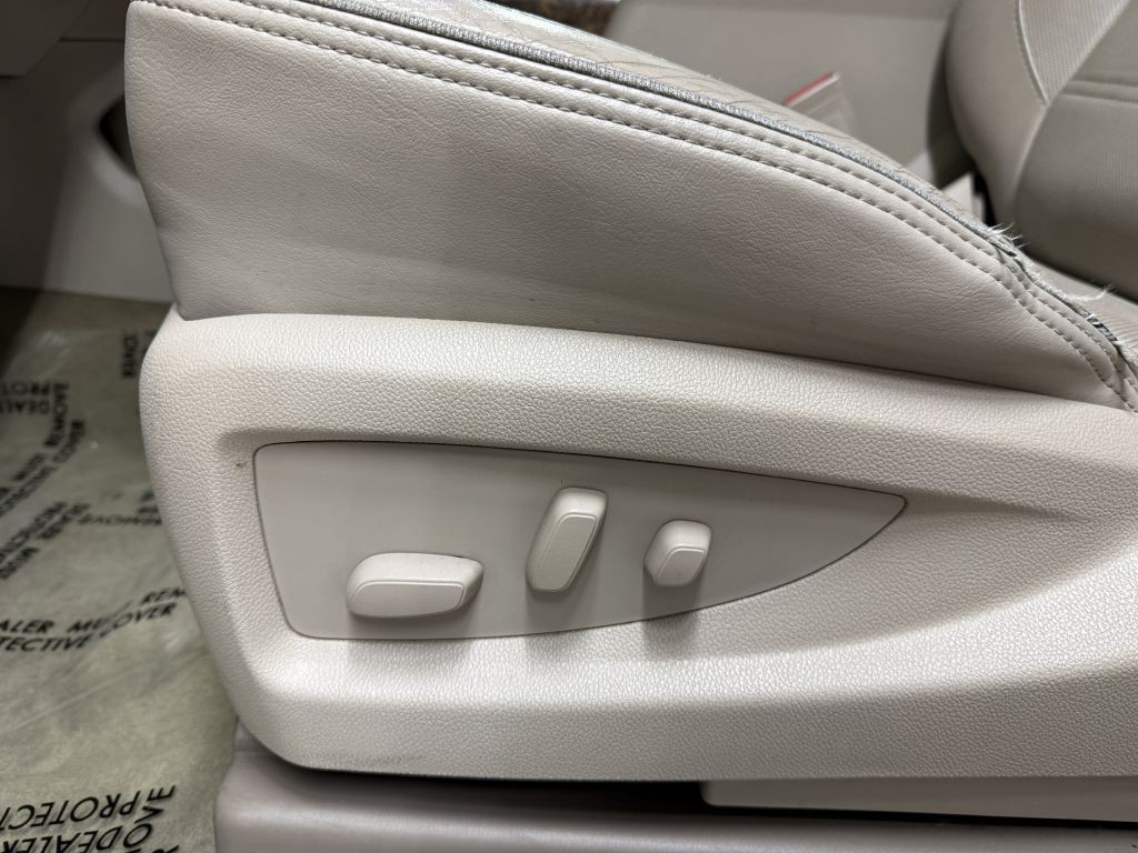 2015 GMC Yukon Image 12