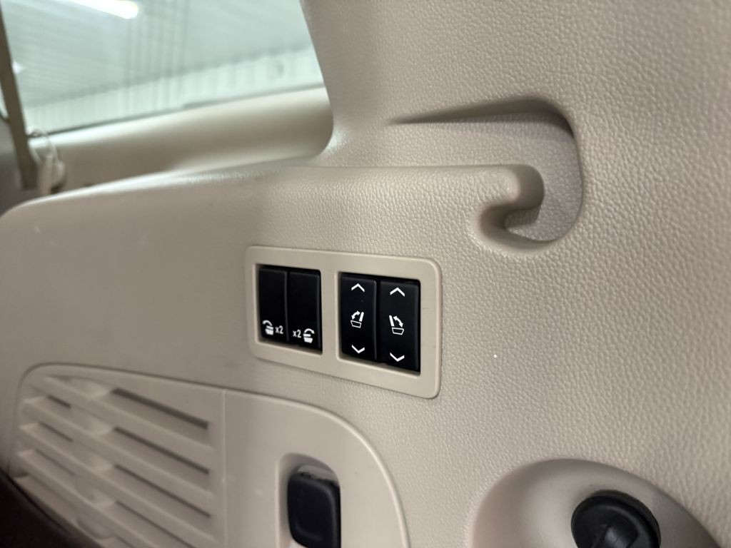 2015 GMC Yukon Image 35