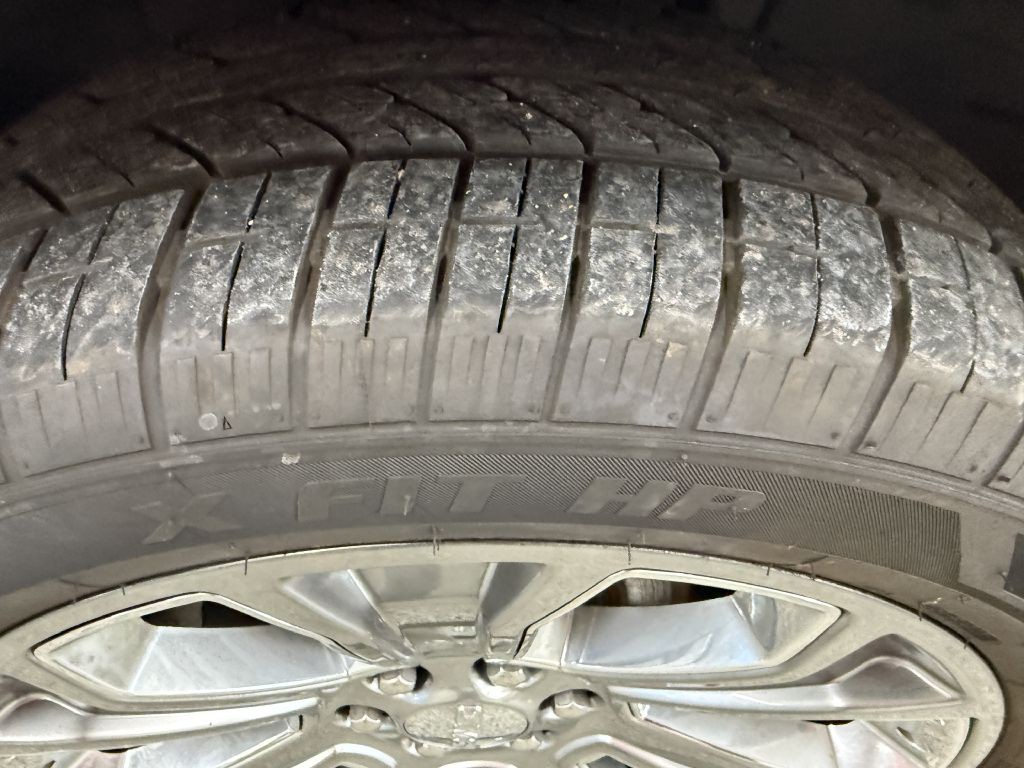 2015 GMC Yukon Image 45