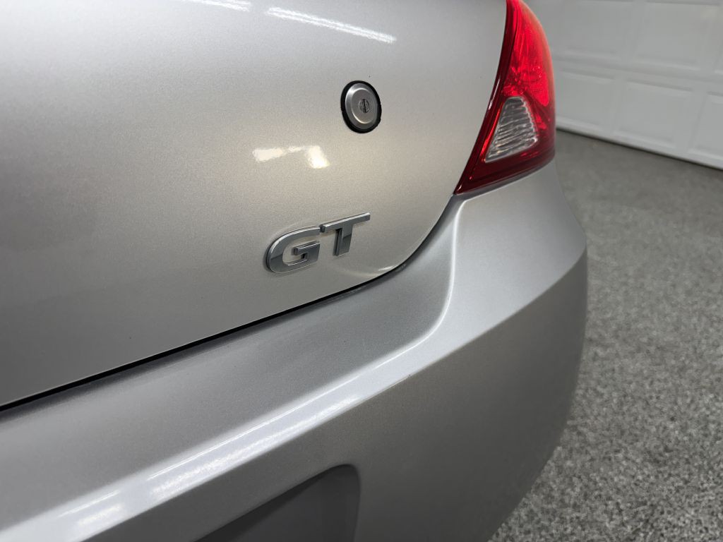 2007 Pontiac G6 Image 10