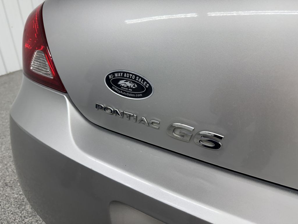 2007 Pontiac G6 Image 11