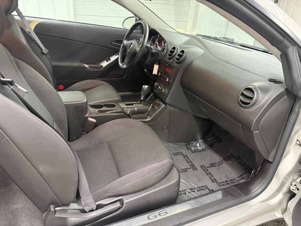 2007 Pontiac G6 Image 26