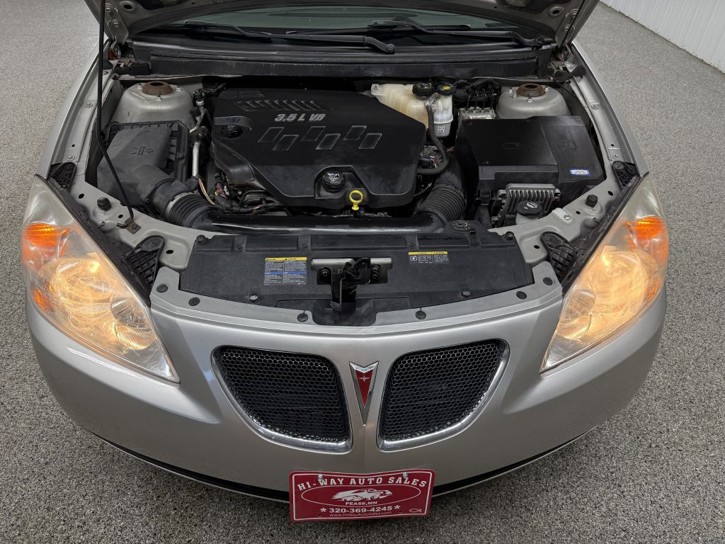 2007 Pontiac G6 Image 32