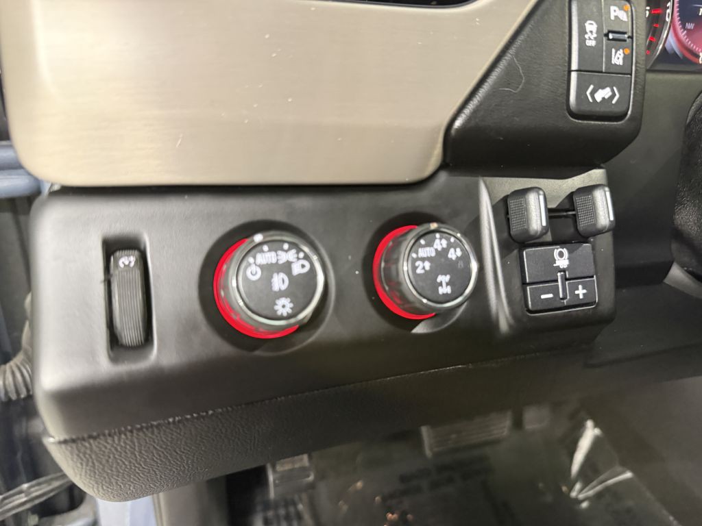 2015 GMC Yukon Image 14