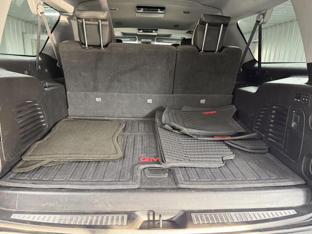 2015 GMC Yukon Image 33