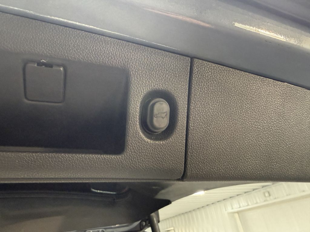 2015 GMC Yukon Image 35