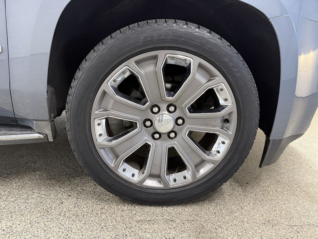 2015 GMC Yukon Image 41