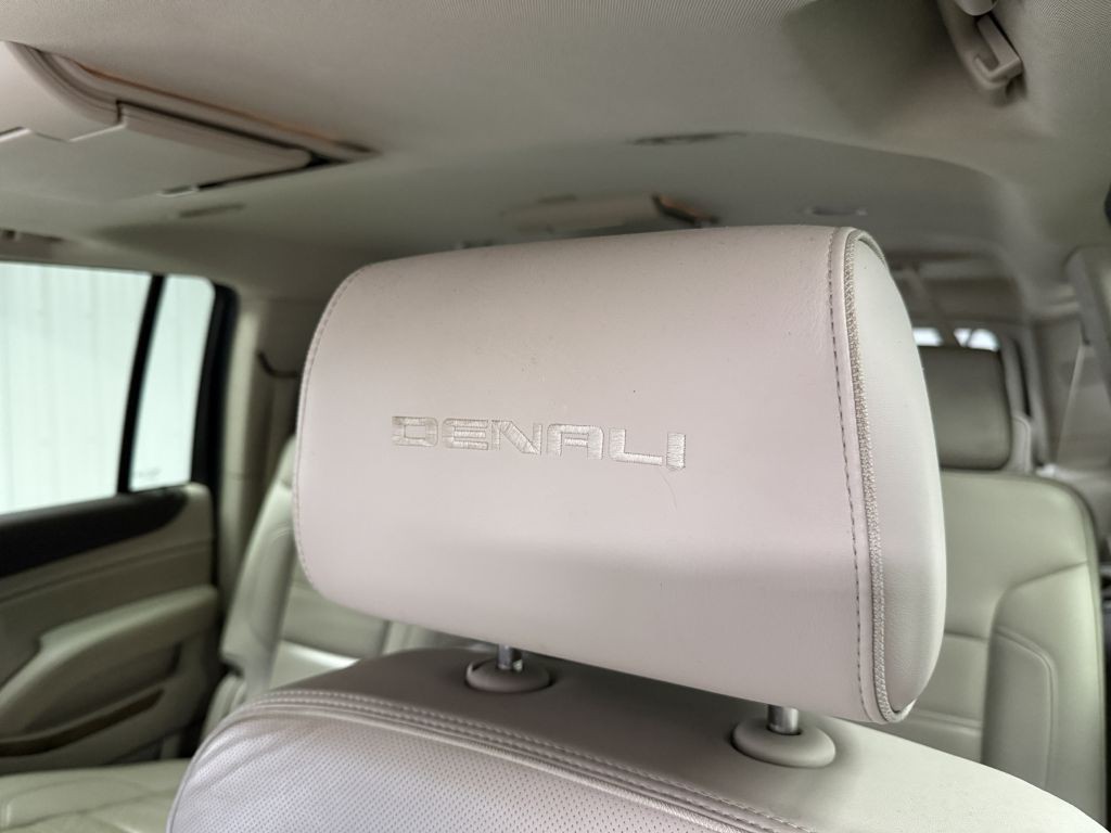 2017 GMC Yukon Image 11