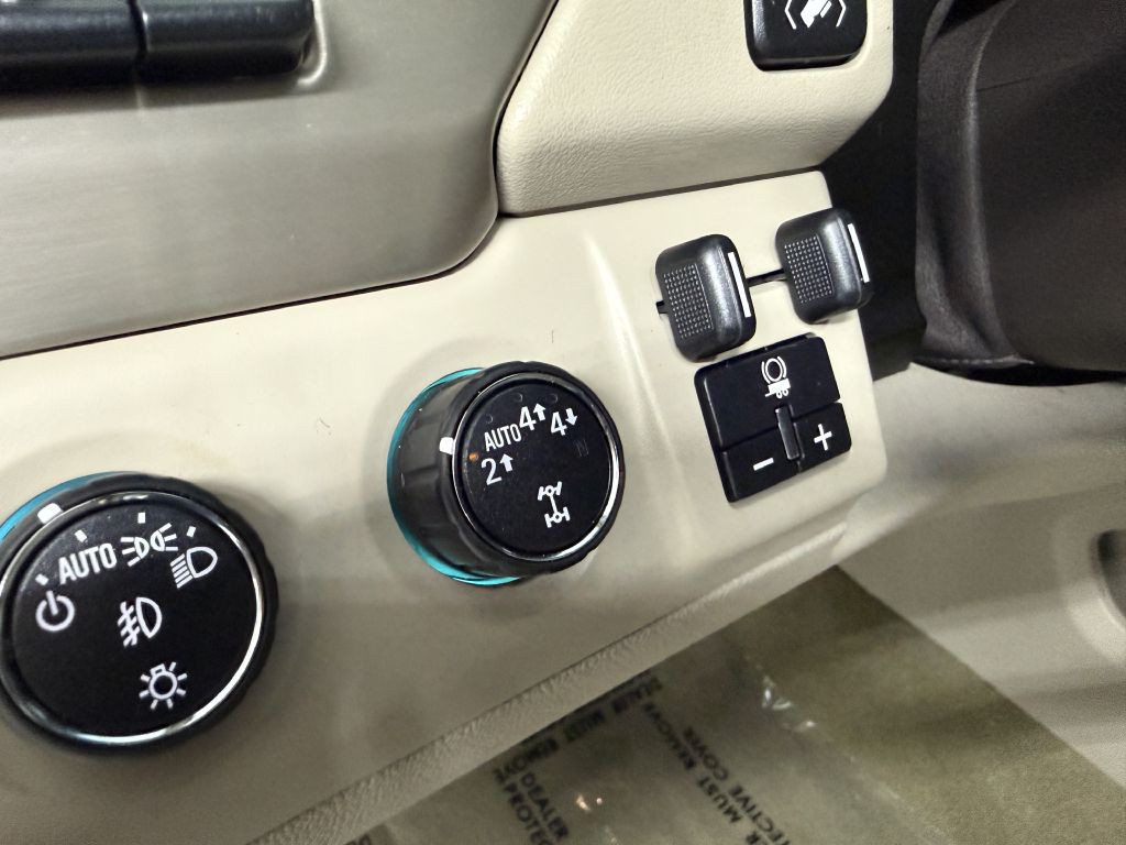 2017 GMC Yukon Image 14