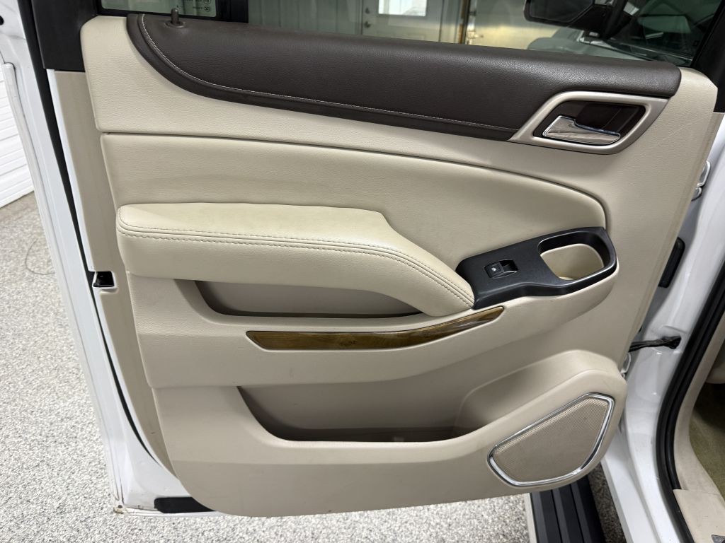 2017 GMC Yukon Image 34