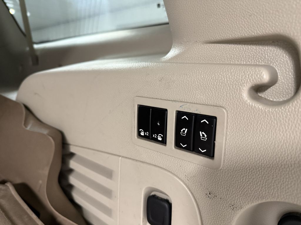 2017 GMC Yukon Image 36