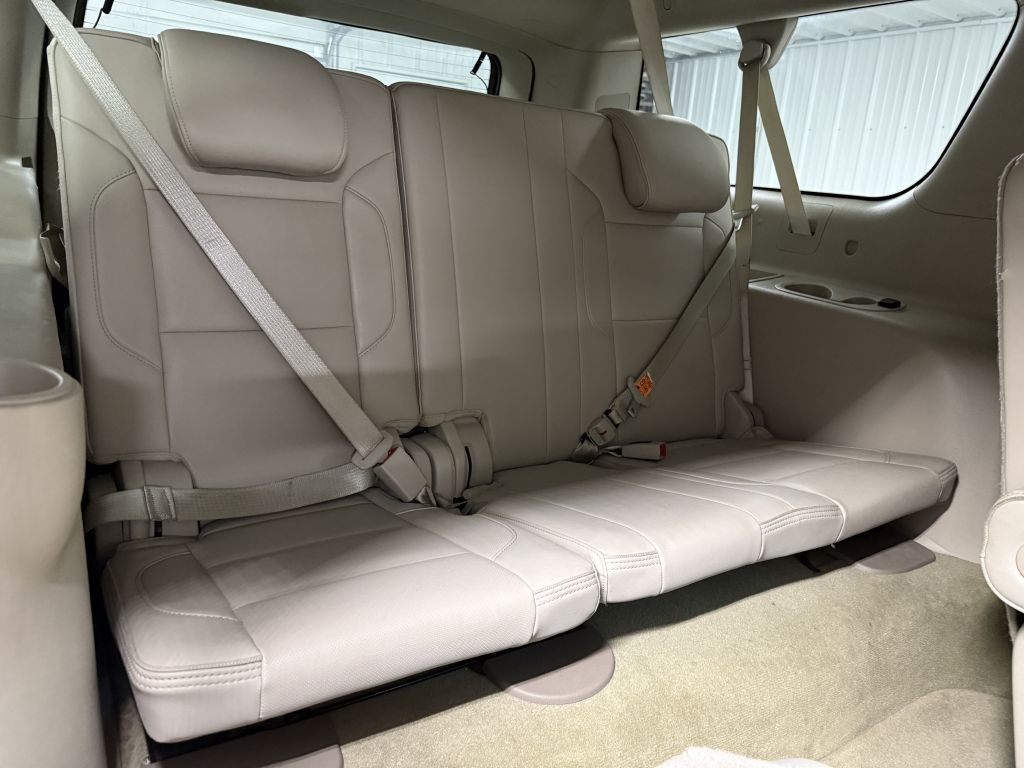 2017 GMC Yukon Image 38