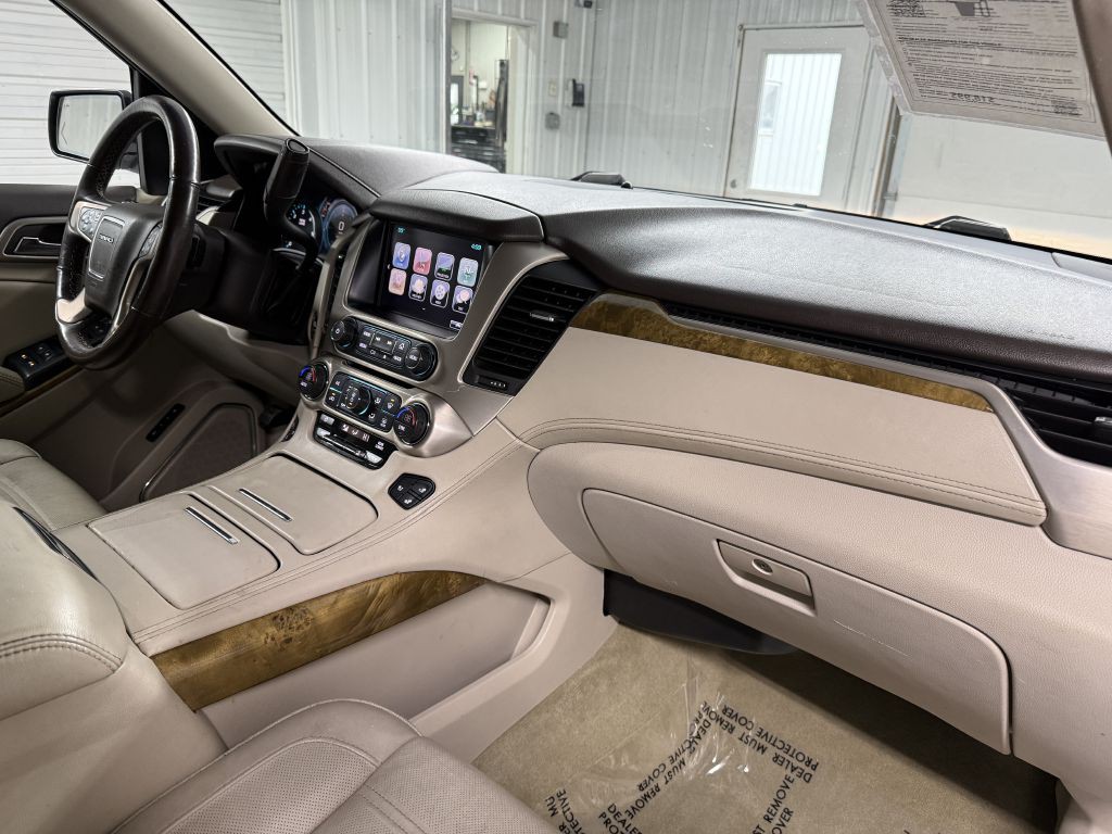 2017 GMC Yukon Image 43