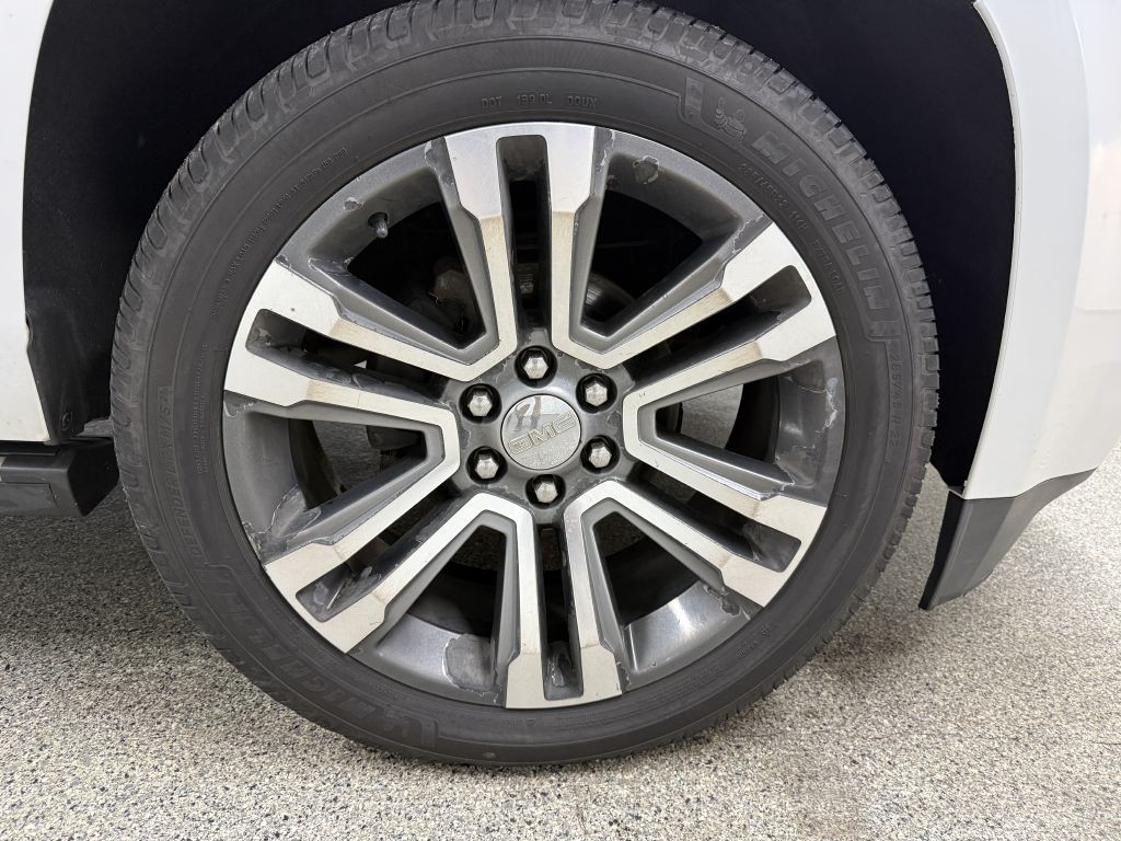 2017 GMC Yukon Image 45