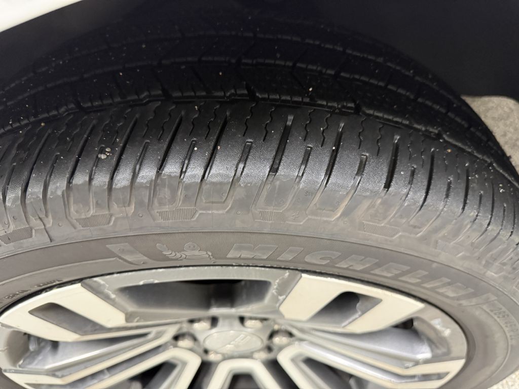 2017 GMC Yukon Image 46