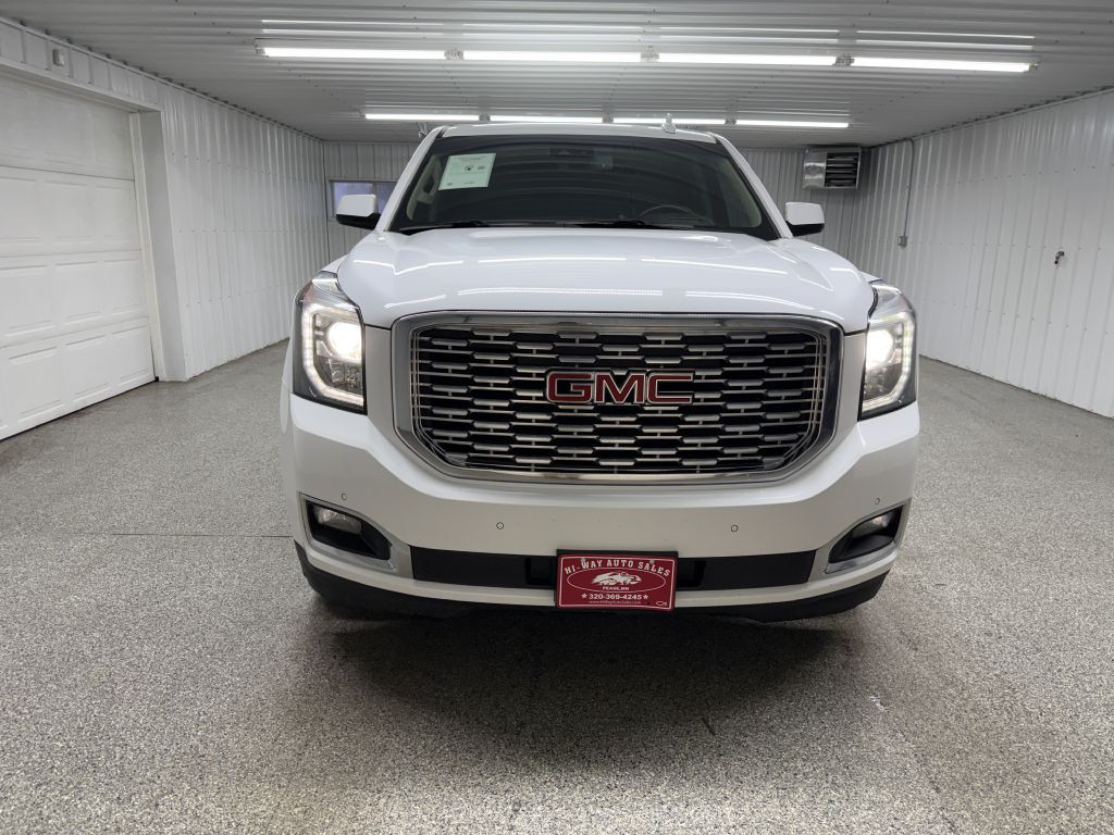 2018 GMC Yukon Image 2
