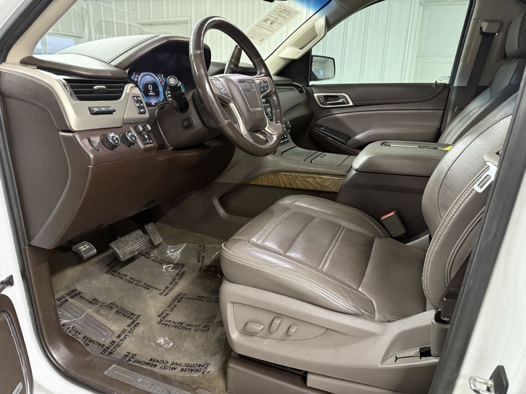 2018 GMC Yukon Image 11