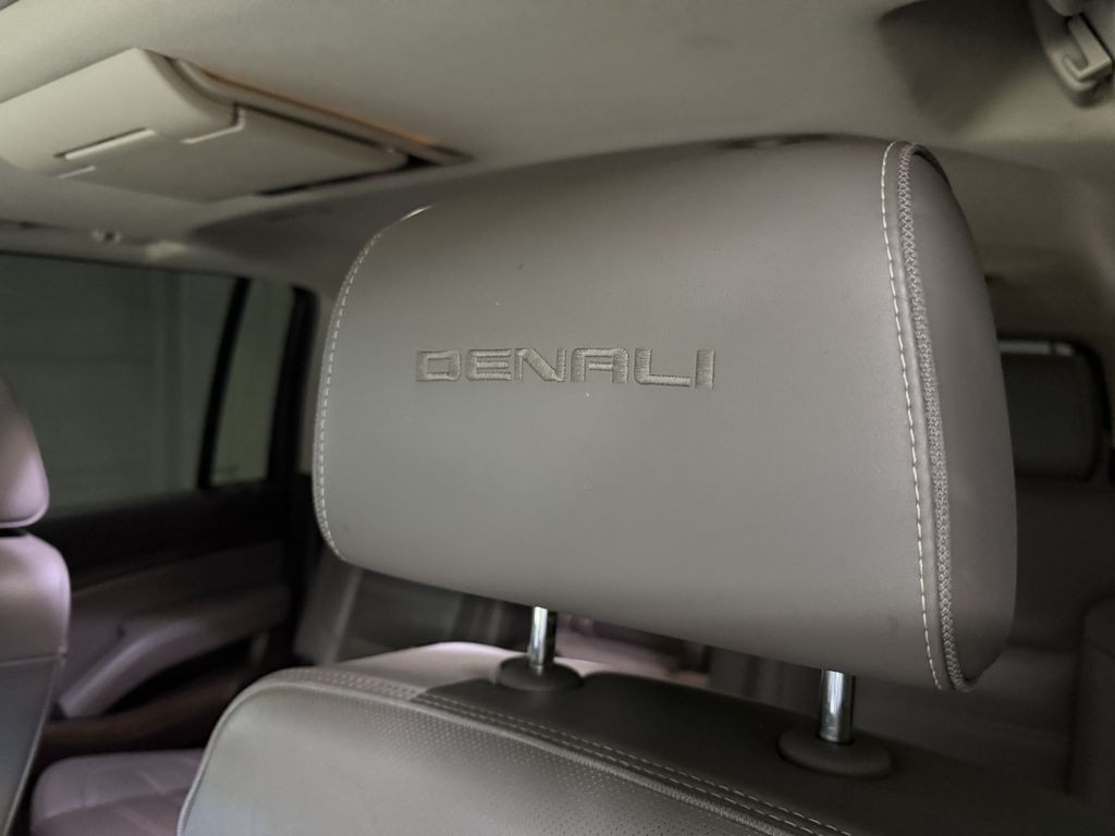 2018 GMC Yukon Image 13