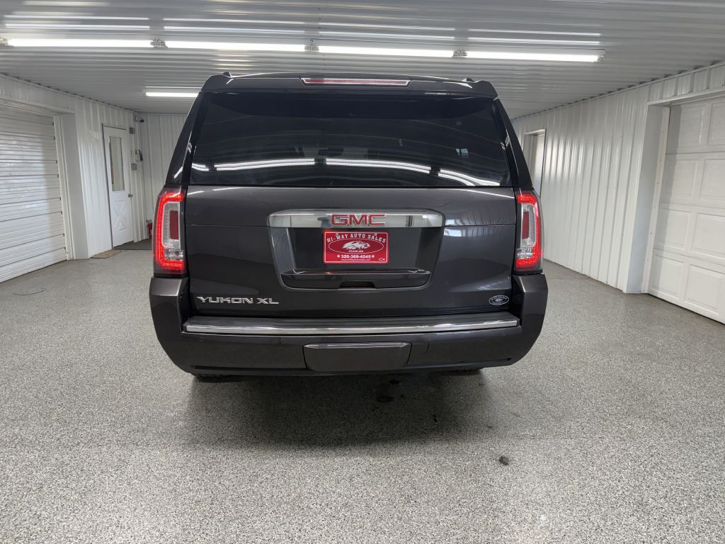 2016 GMC Yukon Image 5