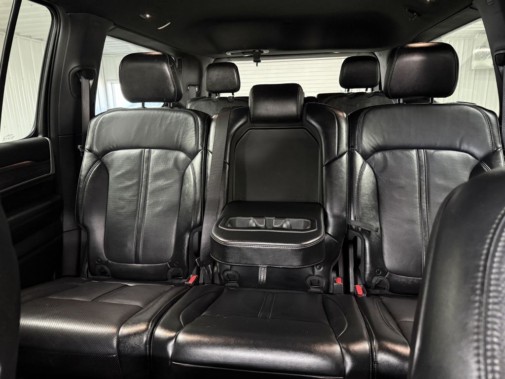 2022 Jeep Wagoneer Iii Image 12