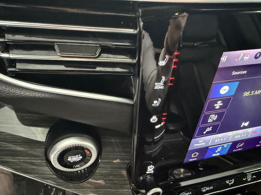 2022 Jeep Wagoneer Iii Image 21