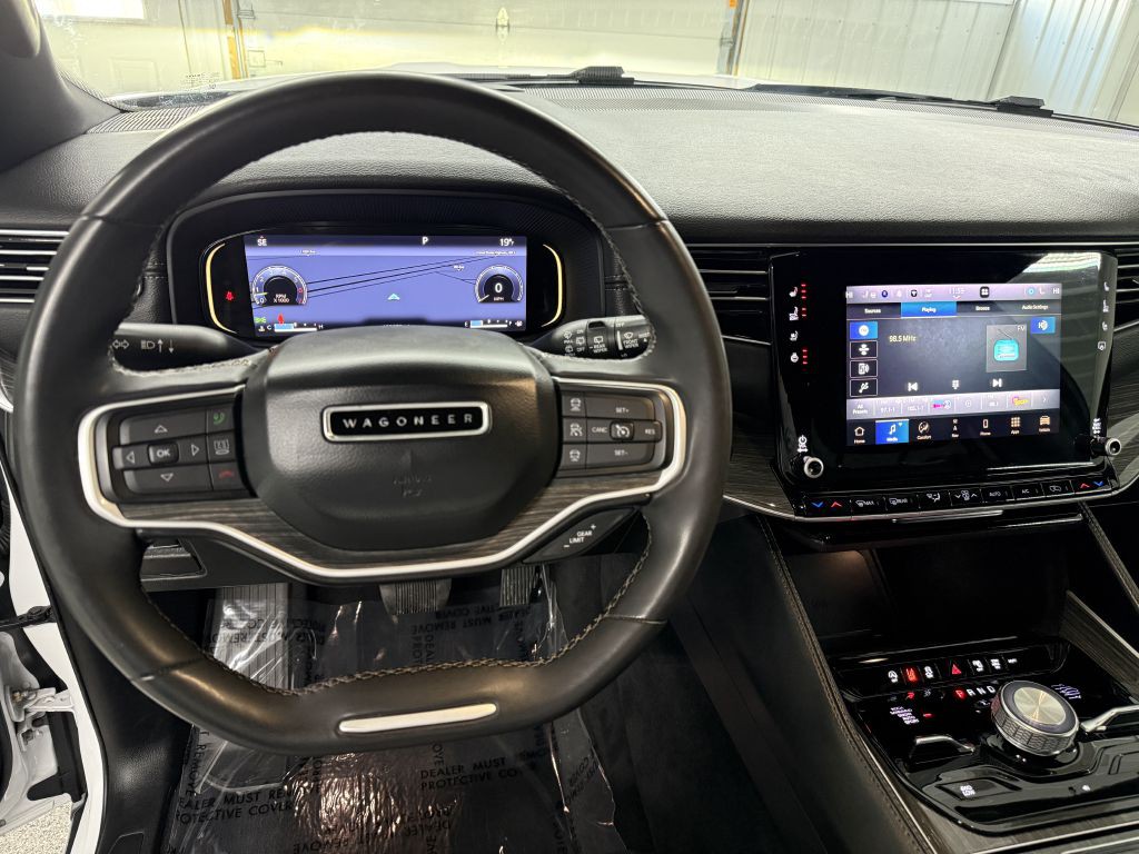 2022 Jeep Wagoneer Iii Image 22