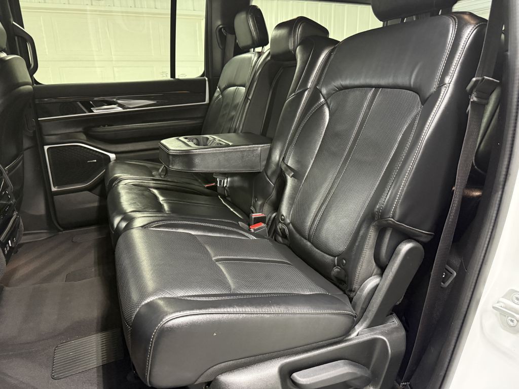 2022 Jeep Wagoneer Iii Image 31