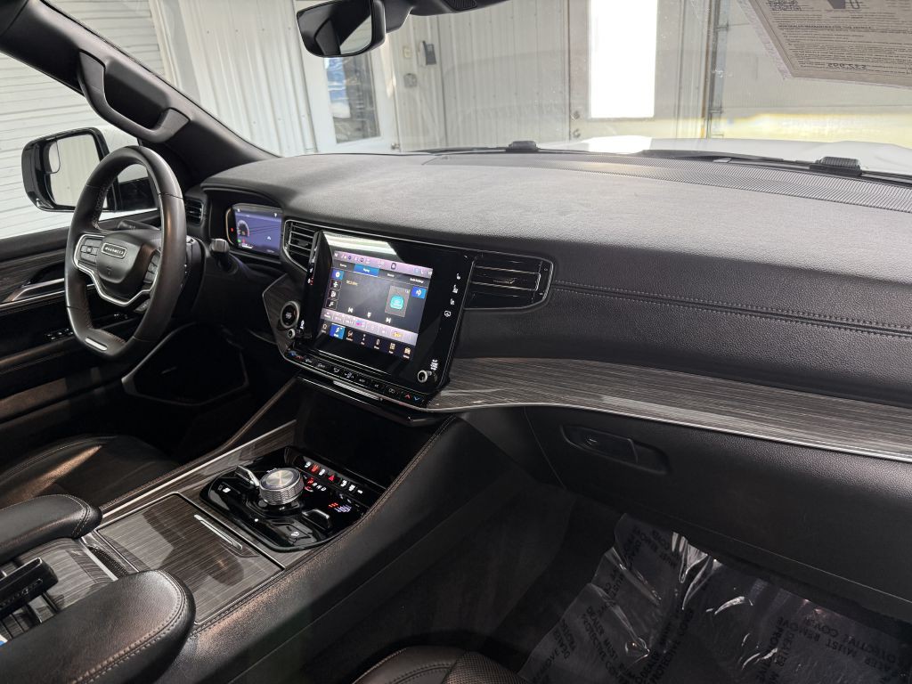 2022 Jeep Wagoneer Iii Image 47