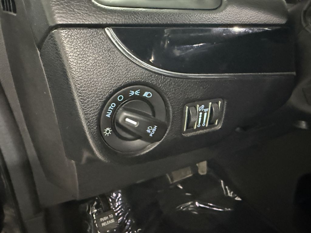 2017 Dodge Grand Caravan Image 10