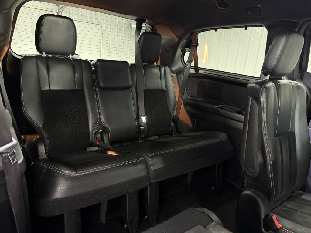 2017 Dodge Grand Caravan Image 34