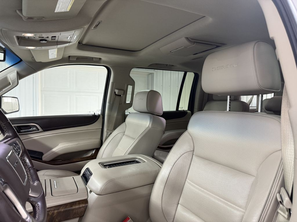 2018 GMC Yukon Image 12