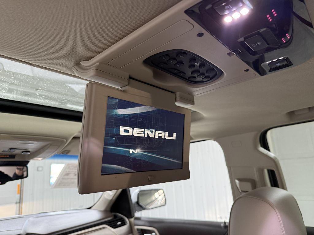 2018 GMC Yukon Image 35