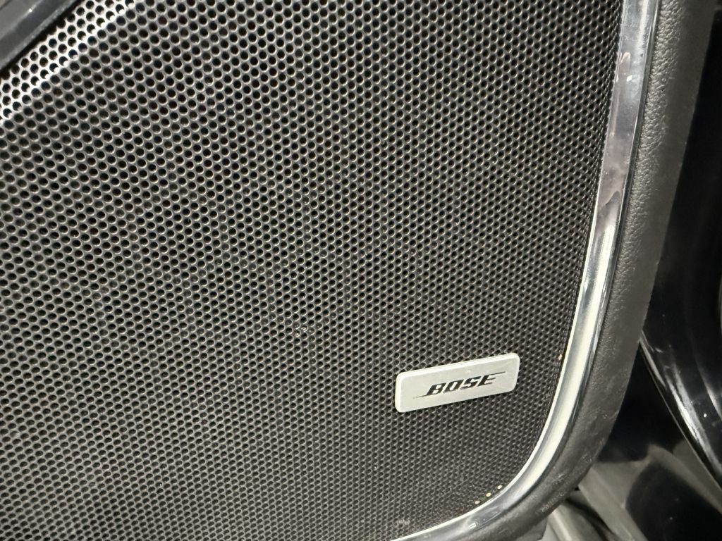 2015 Chevrolet Suburban Image 23