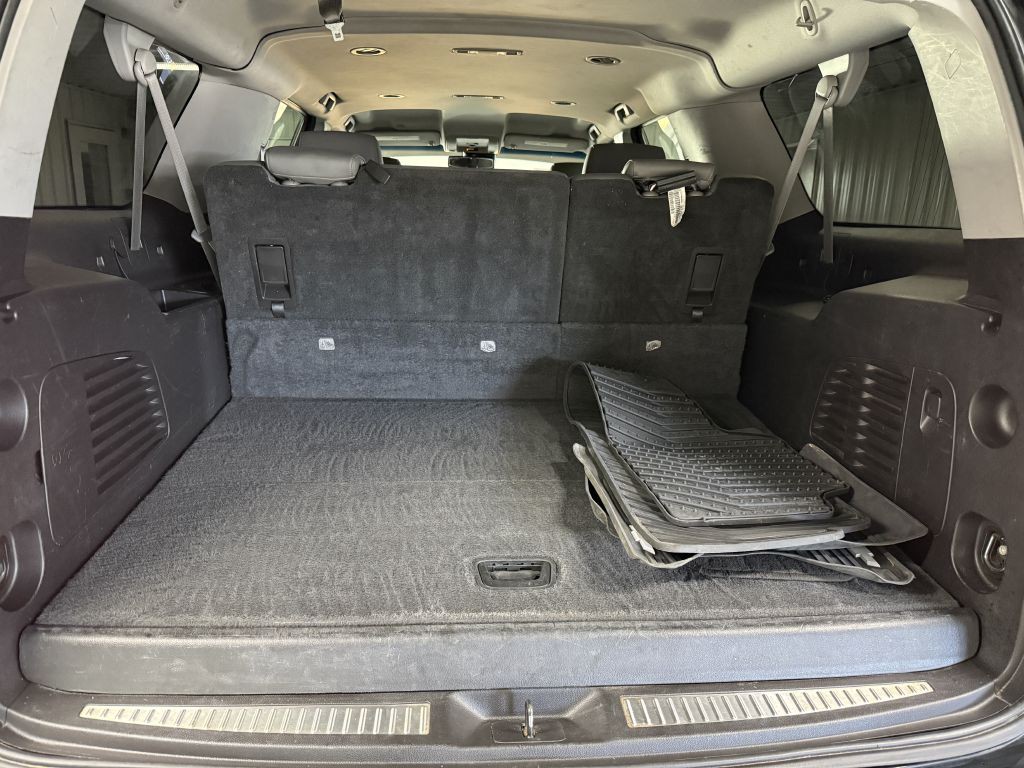 2015 Chevrolet Suburban Image 31