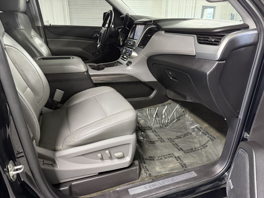 2015 Chevrolet Suburban Image 35