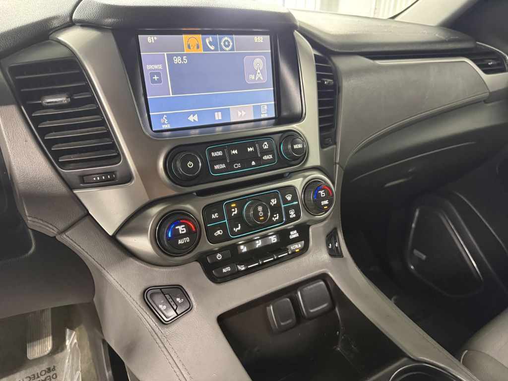2015 Chevrolet Suburban Image 19