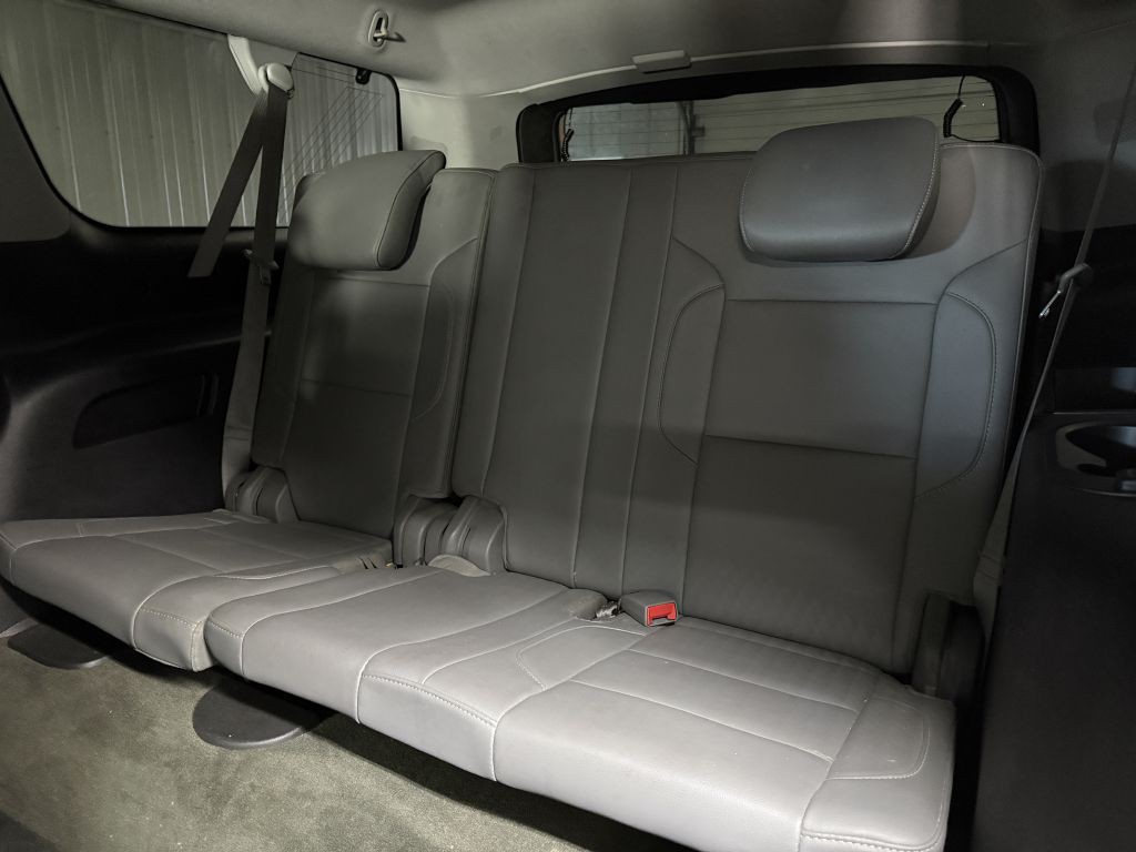 2015 Chevrolet Suburban Image 27