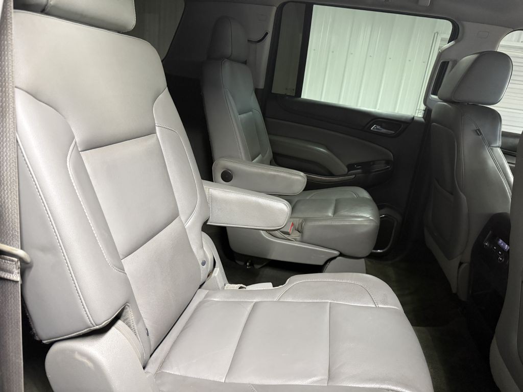 2015 Chevrolet Suburban Image 34