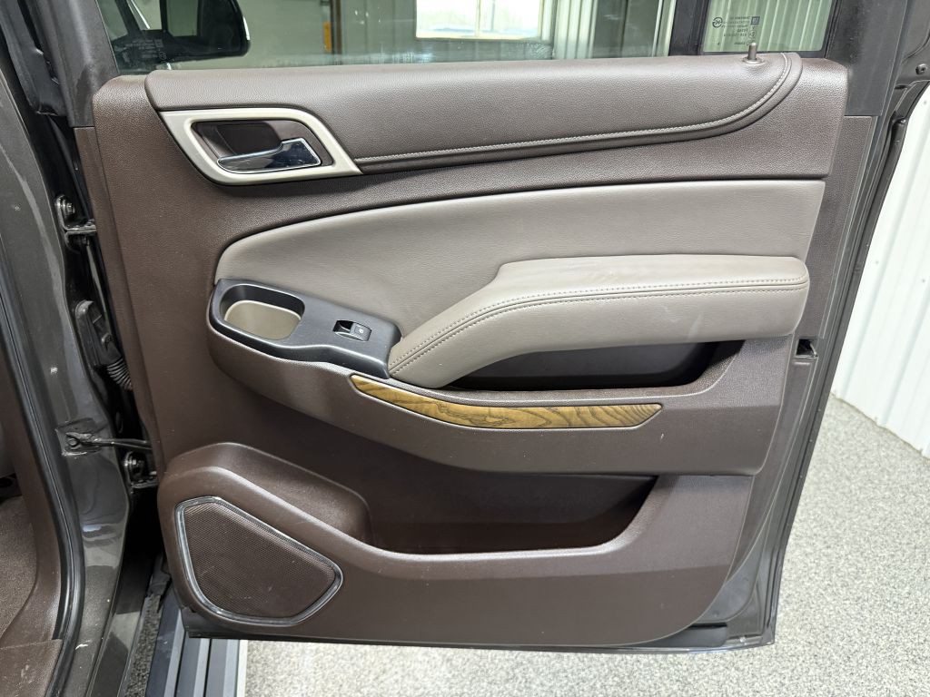 2019 GMC Yukon Image 38