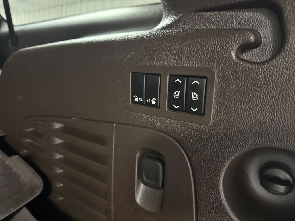 2019 GMC Yukon Image 35