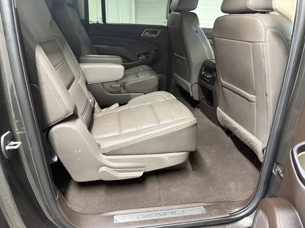 2019 GMC Yukon Image 36