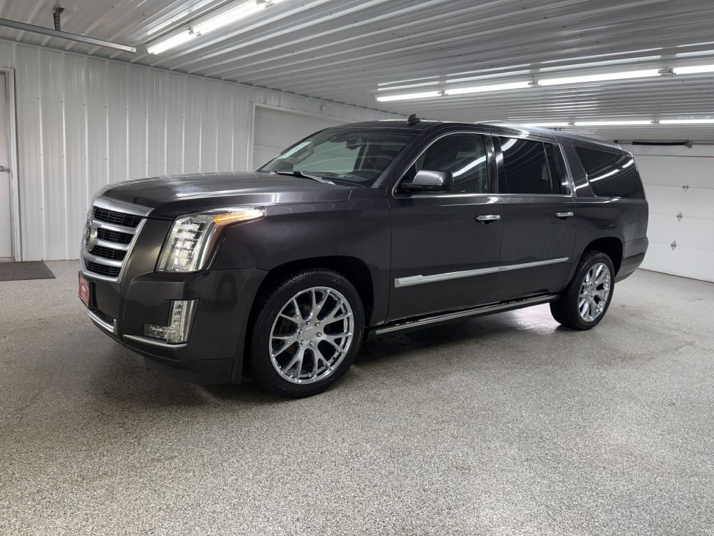 2015 Cadillac Escalade Image 3