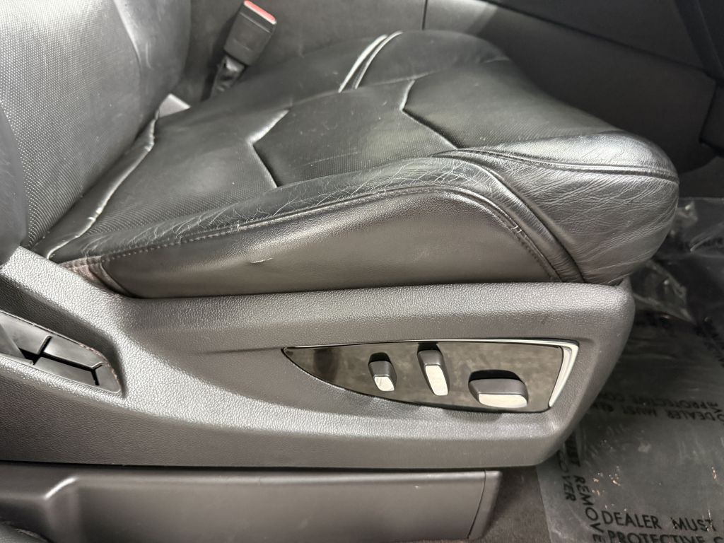 2015 Cadillac Escalade Image 42