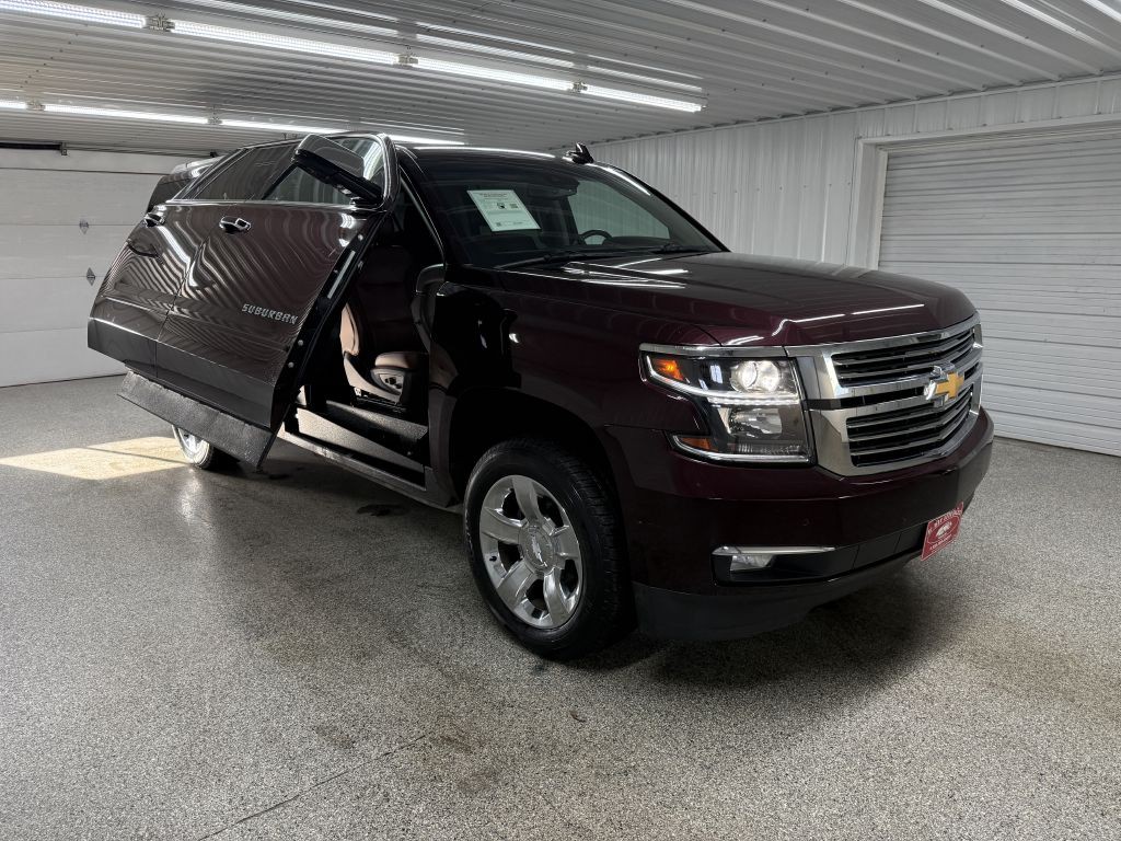 2017 Chevrolet Suburban Image 12