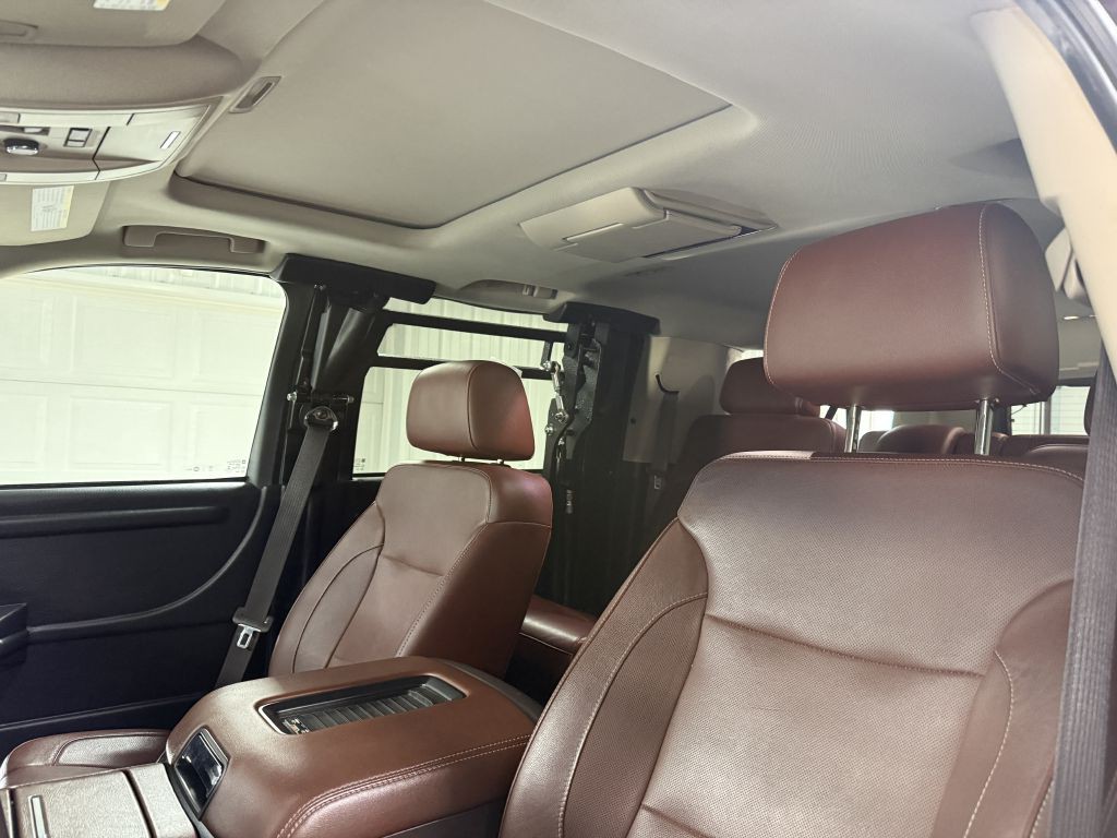 2017 Chevrolet Suburban Image 26