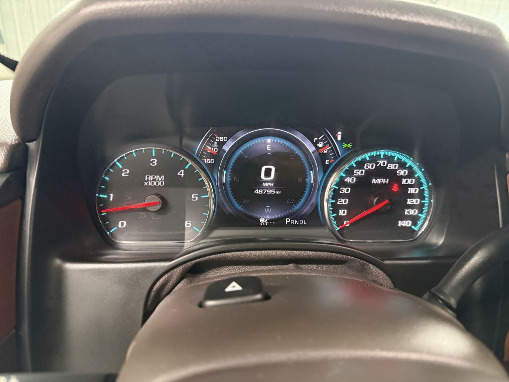 2017 Chevrolet Suburban Image 31