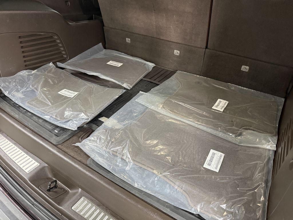 2017 Chevrolet Suburban Image 52